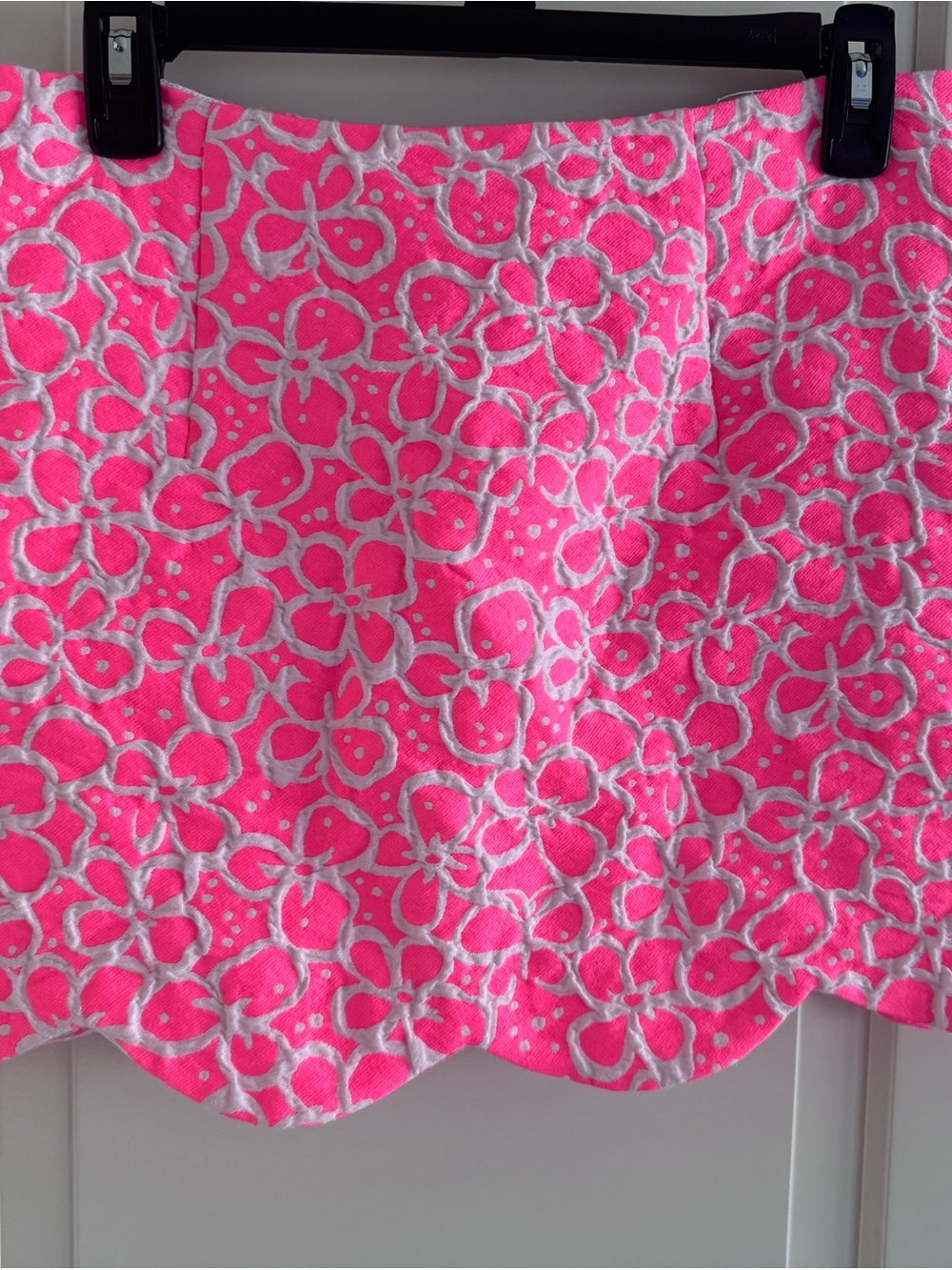 Lilly Pulitzer Hot Pink and White Floral Scalloped Mini Skirt sz 6